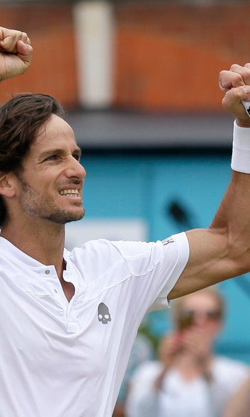Murray completes fairytale return, Lopez claims 2 titles